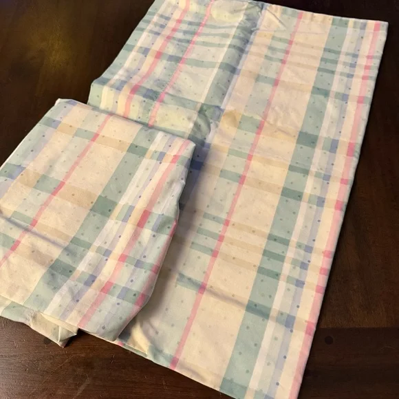 Vintage‎ Pastel Plaid Standard Pillowcase Set