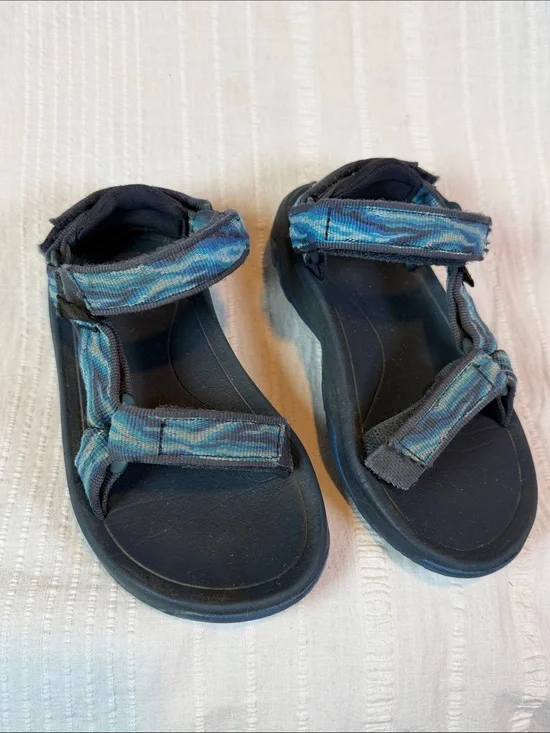 Teva Kids 11 Hurricane Sandals Beach Pool Outdoors Water Sports Adjustable Kayak