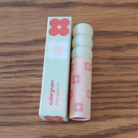 2 Colorgram Fruity Glass Lip Stain Joyful Tomato Red