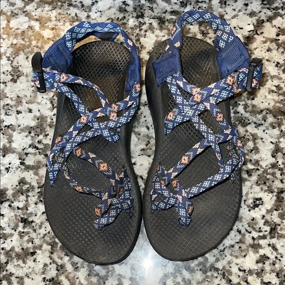 🤍 Kids Chaco