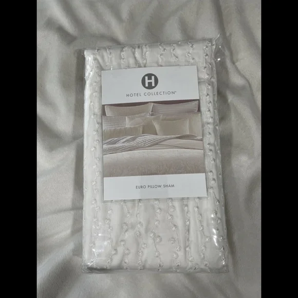 NIB $135 Hotel‎ Collection Artisan (1) Euro Sham