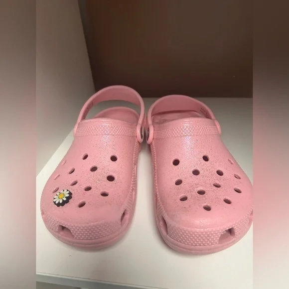 CROCS Pink‎ Sandals with Ventilation and Heel Strap