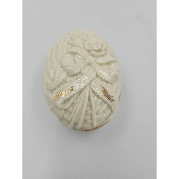 Vintage 1997 Enesco‎ FOREVER MOTHER Dresser Vanity Ceramic Trinket Box Jewelry