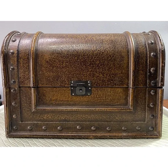 Vintage Decorative Wooden Keepsake Jewelry‎ Treasure Chest Storage Box W/Clasp