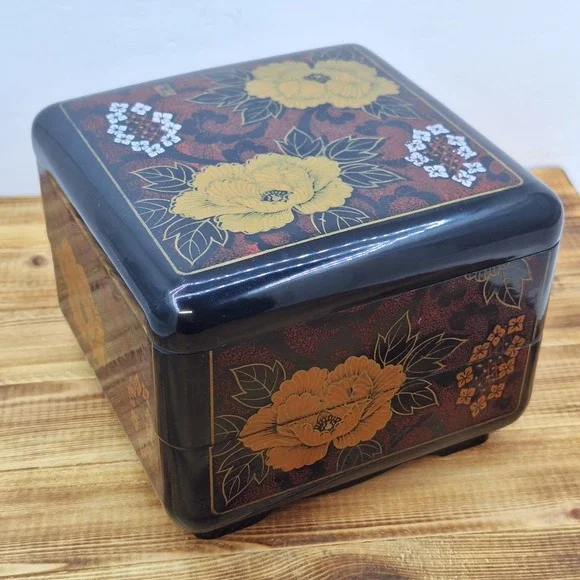 Floral Black Lacquered Jewelry Box 2 Tier With Lid Made in Taiwan VTG‎ Interpur