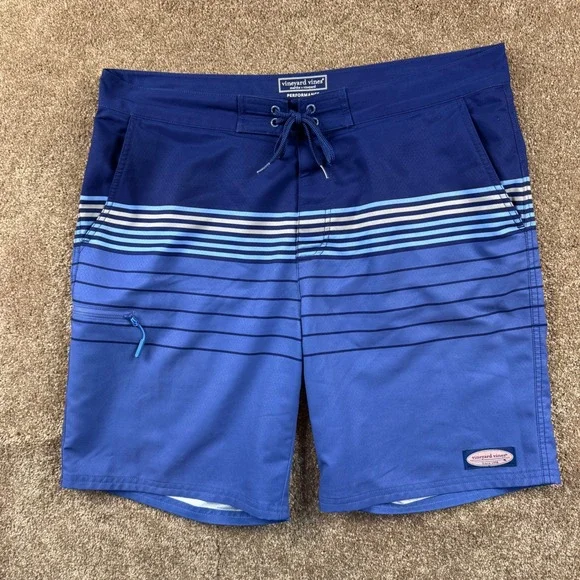 Vineyard Vines Mens Performance Board‎ Shorts Blue Striped Size 35 Swim Trunks