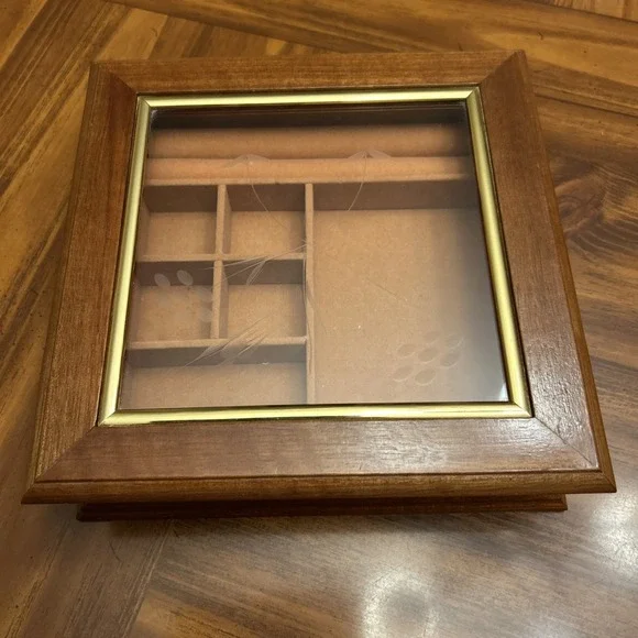 Etched Glass Square Light‎ Brown Wood Dresser Jewelry Box MELE Taiwan