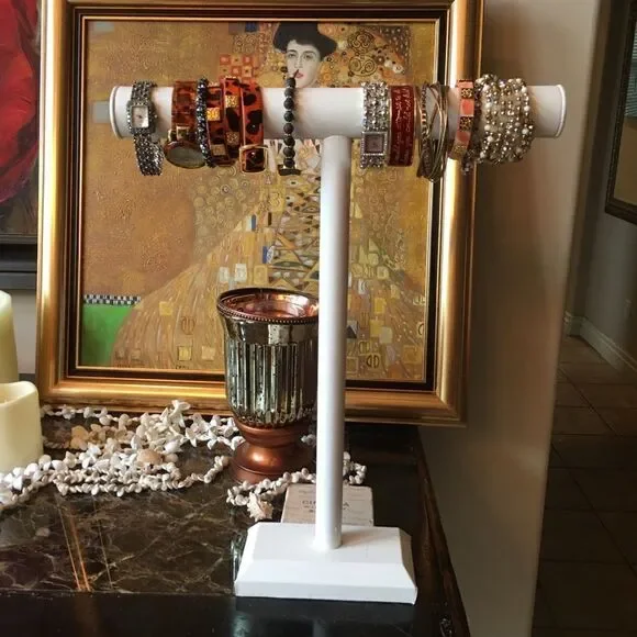 WHITE LEATHER Bracelet Rack 18” x 14”