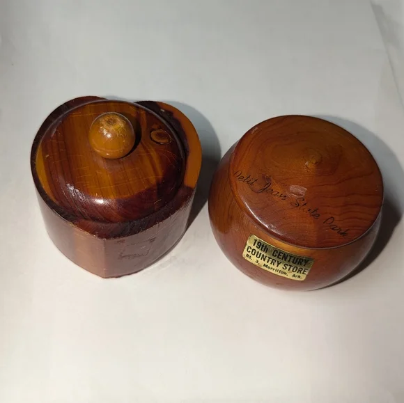 Set of two souvenir wood trinket boxes