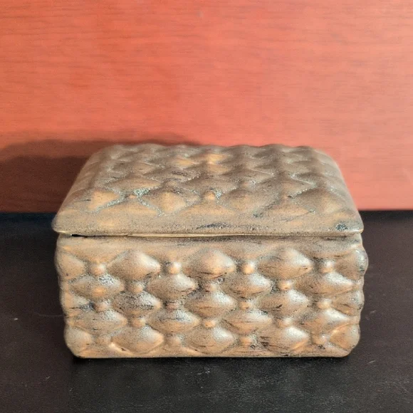 Vintage Ceramic Lidded Trinket Box