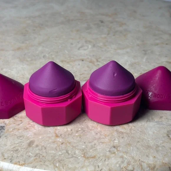 The‎ Body Shop Acai Blueberry Dragon Fruit Lip Juicers Balm Set of 2