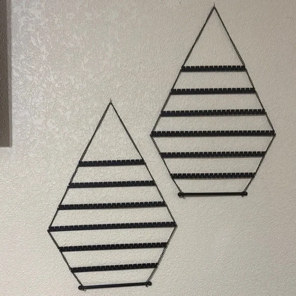 Black Jewelry Organizer with Modern Geometric Design