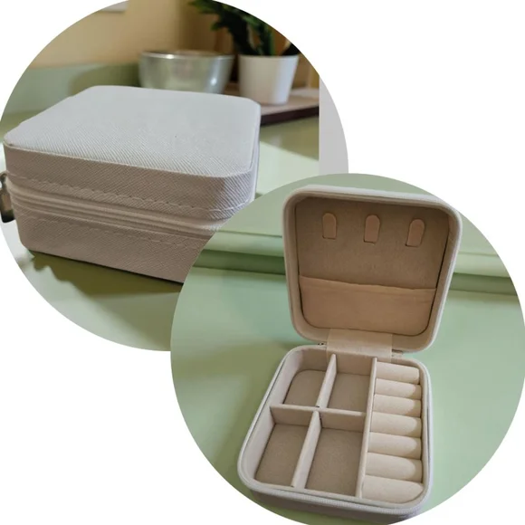 Portable Jewelry Travel Organizer - Ivory