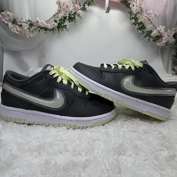 Nike Dunk Low GS Glow in the Dark Charcoal Size 5 Youth
