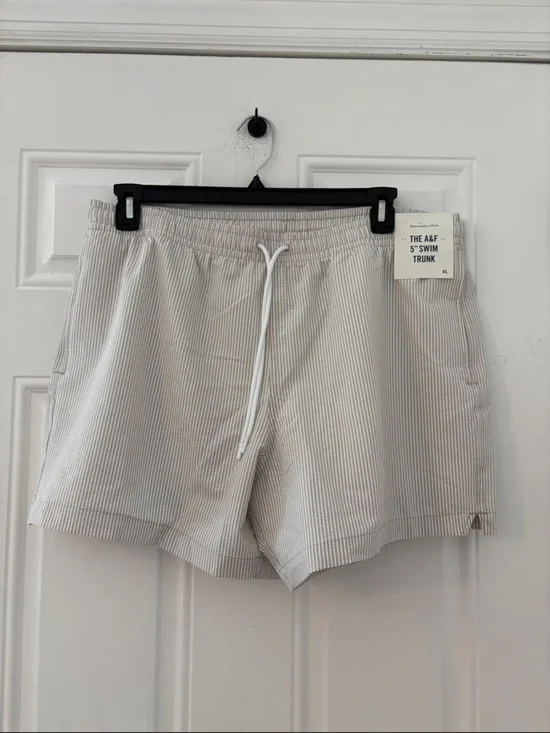 NWT ABERCROMBIE & FITCH Pull-On Seersucker Swim Trunk Relaxed 5