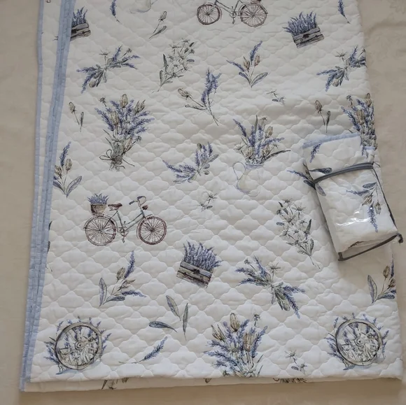 French Provencal lavender floral bouquet quilt Bedspread + 1 pillow sham