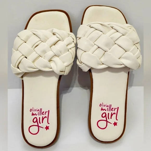 Olivia Miller white braided slide sandals for toddler girls, size 12.Cute slip-