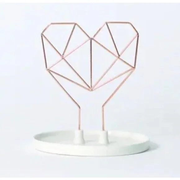 IMM Living BNIB Rose Gold Porcelain Coxet Wire Heart Ceramic Jewelry Holder