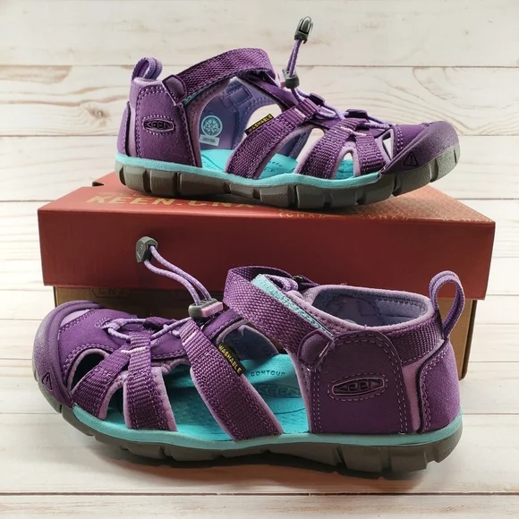 KEEN Youth Size‎ 2 Purple Seacamp II CNX Majesty Tibetan Stone Sandals 1020701
