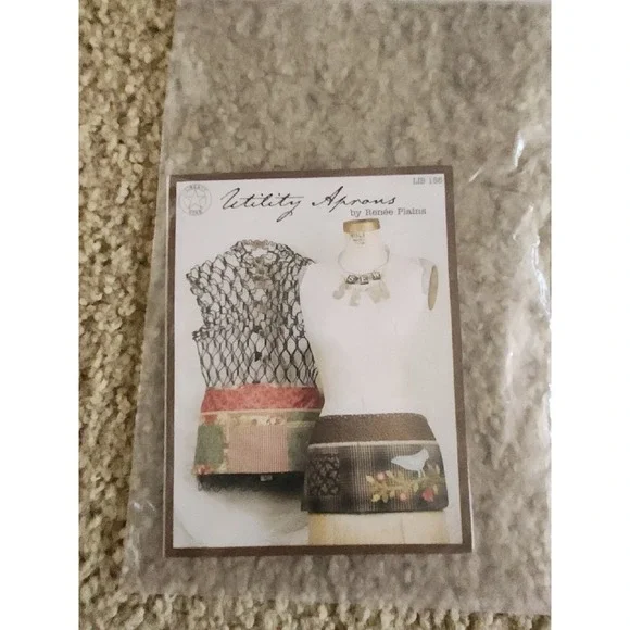 Utility Aprons Pattern By Renee‎ Plains NEW 2 patterns, Applique and pieced