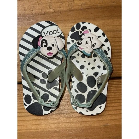 101 Dalmatians Toddler Flip‎ Flop Size 5/6 With Strap In Back