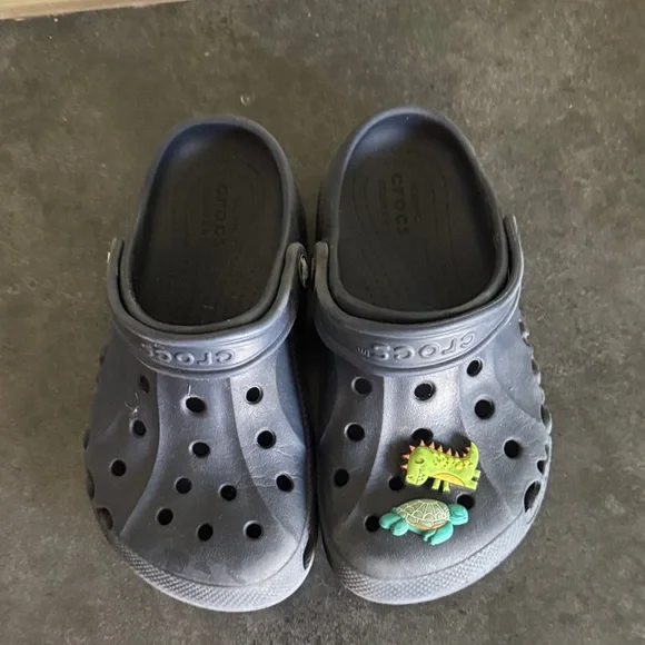 CROCS Kids Classic Clog - Dark Blue with Turtle & Dinosaur Charms