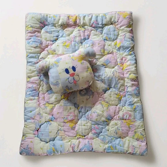 Vtg 80s Quiltex Baby Quilt & Matching Animal Pillow Set - Pastel Patchwork EUC‎