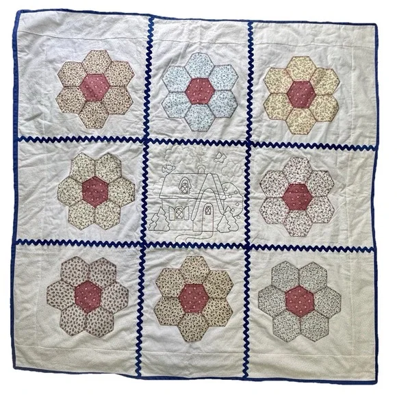Quilt Handmade Patchwork Honeycomb Flowers Embroidery House 42