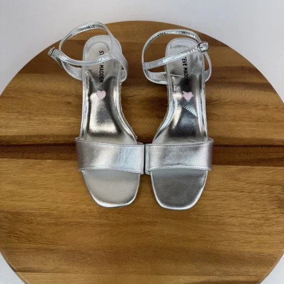 New Big Kids Steve Madden JLastly‎ Silver Espadrille Wedge Sandals Size 5 Y NWOB