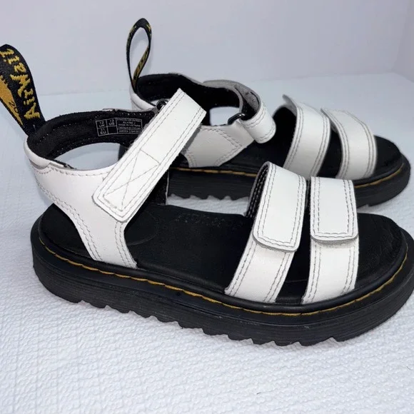 Dr.‎ Martens Blaire White Leather Sandals Kids Size 13 UK 12 Comfortable