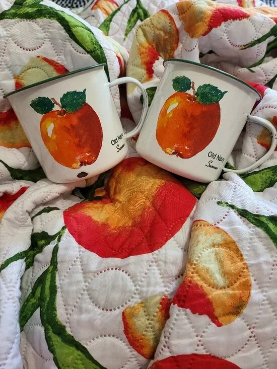Peach Quilt and 90s Mugs Bundle – Summer Fruit Collectible Set