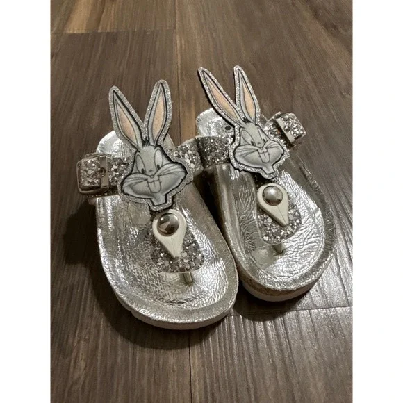 Master of Arts x Looney Tunes Sandals Kids 22/US 6 Silver Bugs Bunny Glitter