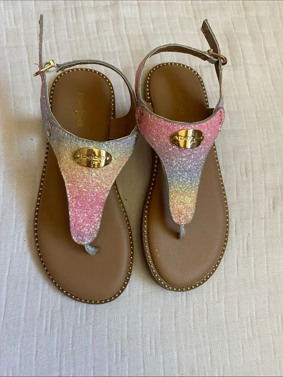 BEBE Girls Glitter Gradient Pink Multicolor T-Strap Sandals