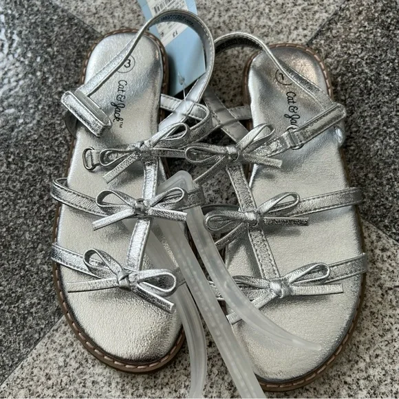 Cat & Jack Silver Bow-Strap Girls' Sandals- Size 13