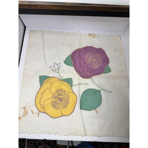 VTG 1930s Pansy Quilt Squares 9 Appliqué 17x17
