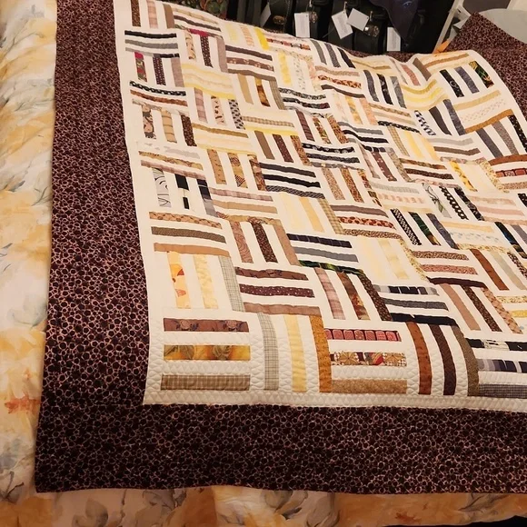 NWOT, Handmade Striped Patchwork Quilt with Brown Border sz 60.5