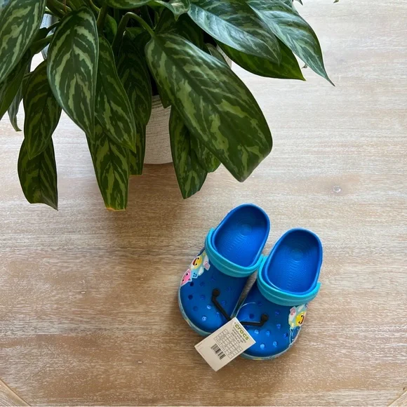 Crocs Kids FunLab Baby Shark Band Clog Size j3