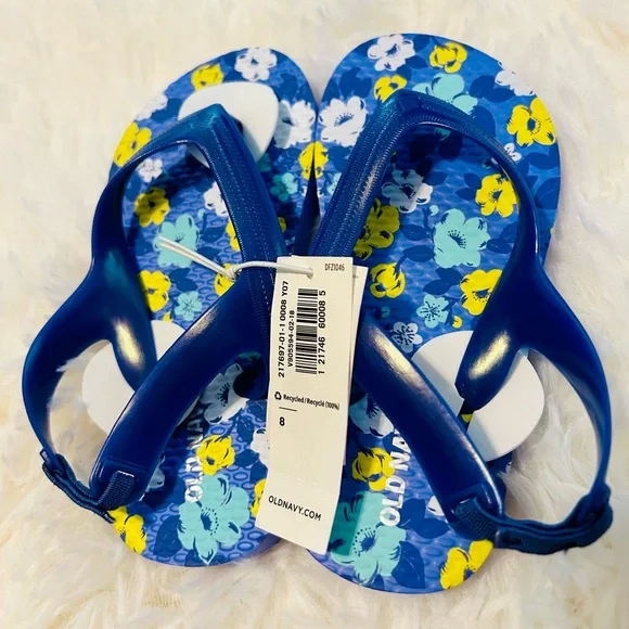 New Toddler Old Navy Flip Flops Sandals. Size 8 Blue and floral