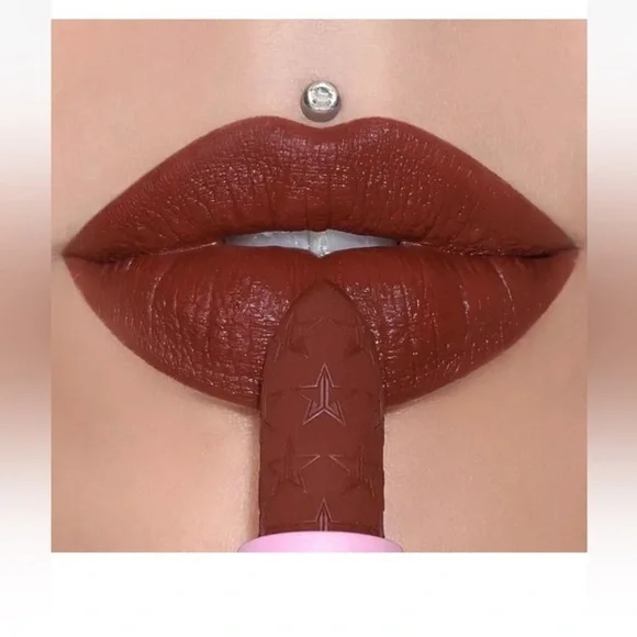 Jeffree Star UNICORN BLOOD velvet trap lipstick