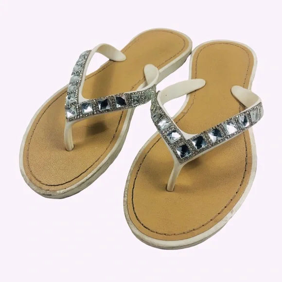 Capelli White Rhinestone Flip Flops size Large (size 1)