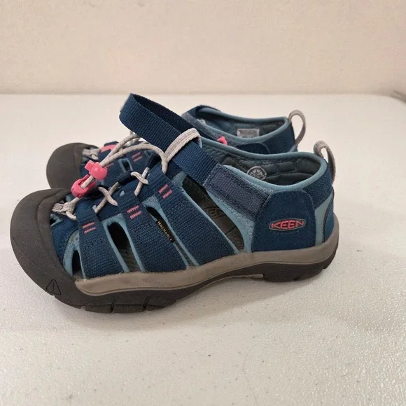 KEEN Newport H2 Blue Pink Kids Sport Sandals Size 2 US EU 34 Washable Hiking