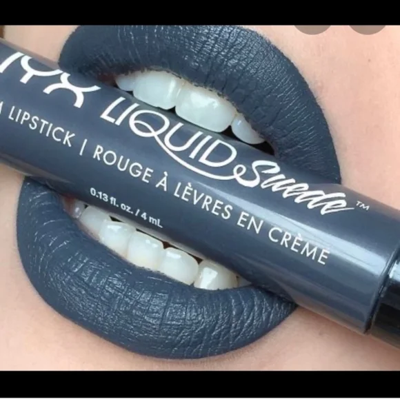 🌟HP🌟STONE FOX NYX DISCONTINUED Liquid Suede Cream Lipstick NWOTag