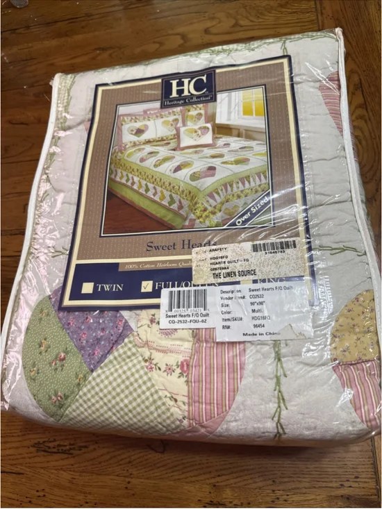 Heritage Collection Full Size Quilt 76” x 86” Kensington NOS 1992 Oversized Fit