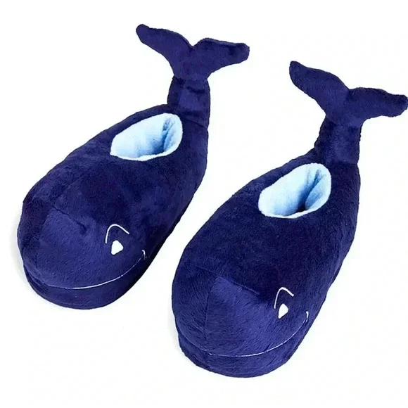 NWT Vineyard Vines Designer Kid’s Plush Blue Whale 🐳 House Slippers/Shoe