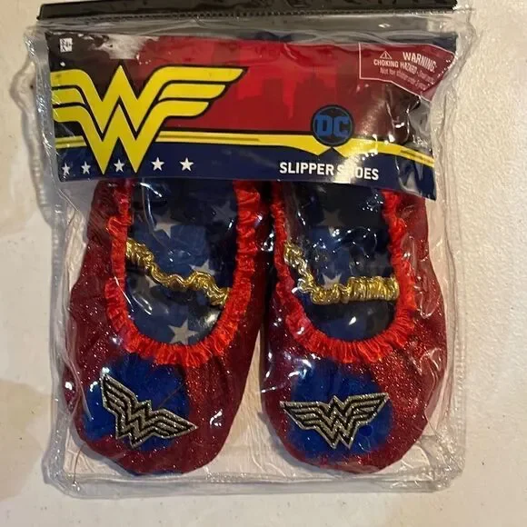 Wonder Woman Slipper Shoes size Child 4+