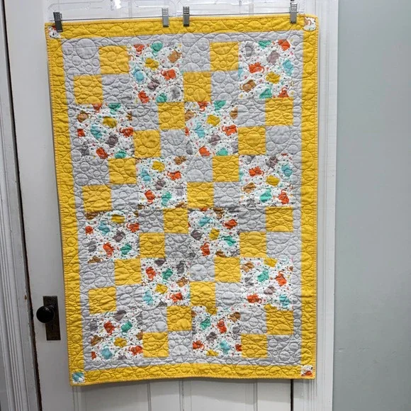 Handmade Elephant Print Baby Crib‎ Quilt Yellow Orange 29.5 x 41.5 Embroidered