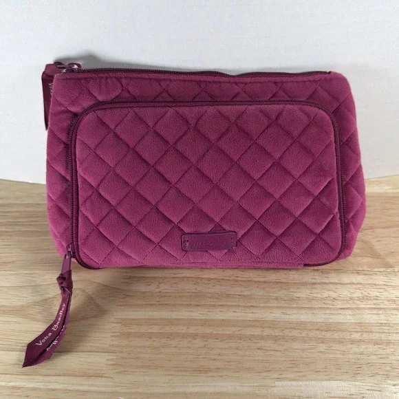Vera Bradley Quilted Velvet Compact Organizer – Majestic Magenta 27120-U23