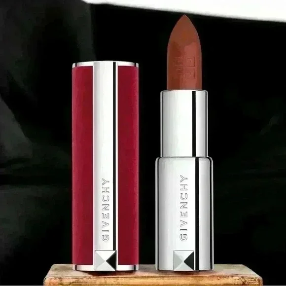 NIB Givenchy Le Rouge Deep Velvet 35