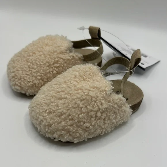 Cozy Cream Fuzzy Baby Sandals