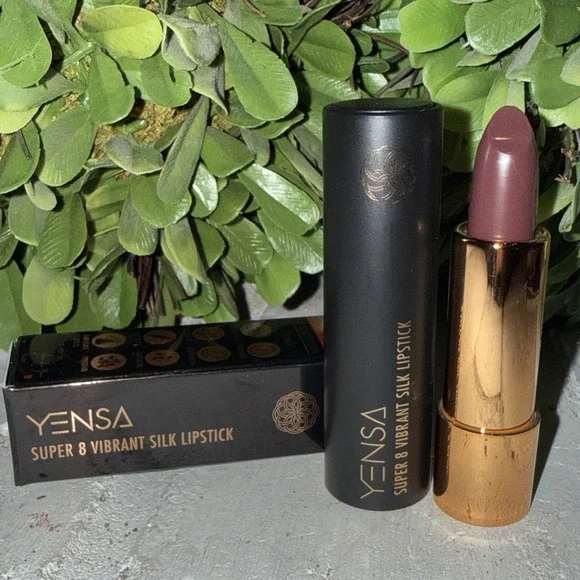 YENSA ~ SUPER & VIBRANT SILK LIPSTICK‎ ~ CAPTIVATE ~ 0.12 OZ ~ NIB